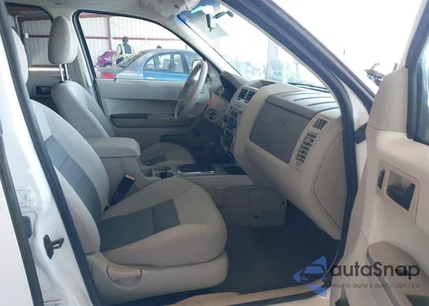 2008 Ford Escape Xlt from USA, damaged, VIN 1FMCU93168KB93633